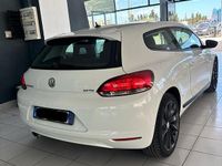 Begagnad VW Scirocco 140 HK (102 kW) 2011 Vit Sportkupé