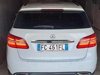 Usata Mercedes B180 Business 109 CV (80 kW) 2016 Bianco Monovolume