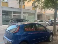 Usata Fiat Punto 99 CV (72 kW) 2010 Blu Utilitaria