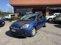 Usata Ford Fiesta Ghia 75 CV (55 kW) 2008 Blu/azzurro Utilitaria