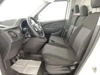 Usata Fiat Doblò 95 CV (69 kW) 2022 Bianco pastello Monovolume