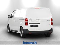 Begagnad Toyota Proace 100 kW (136 HK) 2024 Vit Minibuss