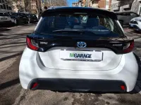 Usata Toyota Yaris Hybrid Business Edition 92 CV (67 kW) 2021 Bianco Berlina