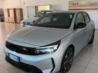 Usata Opel Corsa GS Line 101 CV (74 kW) 2025 Grigio Utilitaria
