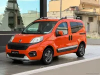Begagnad Fiat Qubo Trekking 95 HK (69 kW) 2017 Orange Minibuss