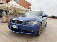 Usata BMW 330 Efficient Dynamics 300 CV (220 kW) 2007 Blu Station wagon