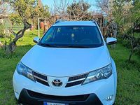 Second-hand Toyota RAV4 143 CP (105 kW) 2015 Alb SUV