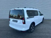 Usata Ford Tourneo Connect Active 122 CV (89 kW) 2024 Bianco Monovolume