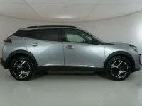 Usata Peugeot 2008 Allure 101 CV (74 kW) 2025 Argento SUV
