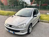 Usata Peugeot 206 88 CV (64 kW) 2006 Grigio Utilitaria