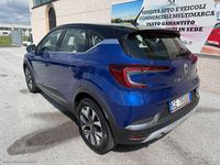 Usata Renault Captur Zen 101 CV (74 kW) 2021 Blu/azzurro SUV