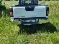 Usata Nissan Navara 133 CV (97 kW) 2008 Pick-up