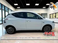 Usata Lancia Ypsilon Gold 69 CV (50 kW) 2022 Bianco Utilitaria