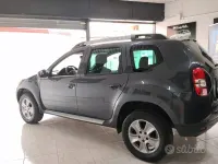 Usata Dacia Duster 109 CV (80 kW) 2015 Grigio SUV