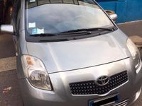 Usata Toyota Yaris 69 CV (50 kW) 2008 Grigio Berlina