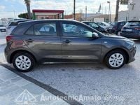 Usata Kia Rio Active 84 CV (61 kW) 2018 Grigio Berlina