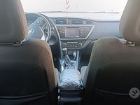 Usata Toyota Auris 90 CV (66 kW) 2014 Nero Berlina