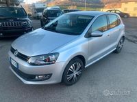 Usata VW Polo 95 CV (69 kW) 2009 Argento Berlina