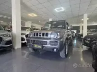Usata Suzuki Jimny 86 CV (63 kW) 2010 Grigio SUV