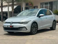 Usata VW Golf VIII Style 116 CV (85 kW) 2021 Grigio Utilitaria