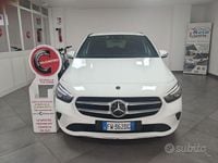 Usata Mercedes B180 135 CV (99 kW) 2019 Bianco Monovolume