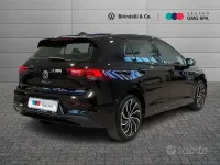 Usata VW Golf VIII Life 116 CV (85 kW) 2023 Nero Berlina
