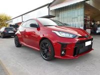 Usata Toyota Yaris 261 CV (191 kW) 2023 Rosso Utilitaria
