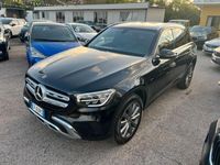 Usata Mercedes GLC300e Business 194 CV (142 kW) 2021 Nero Station wagon
