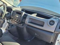 Usata Renault Trafic 121 CV (88 kW) 2019 Bianco pastello Monovolume