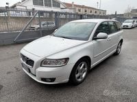 Usata Volvo V50 115 CV (84 kW) 2012 Bianco Station wagon