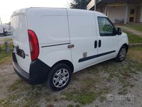 Usata Fiat Doblò 120 CV (88 kW) 2018 Bianco Monovolume