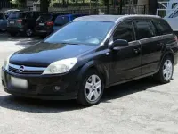 Usata Opel Astra Enjoy 125 CV (91 kW) 2009 Nero Station wagon