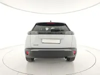 Usata Peugeot 2008 Allure 101 CV (74 kW) 2025 Bianco SUV