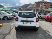 Usata Dacia Duster Essentiel 110 CV (80 kW) 2018 Bianco SUV