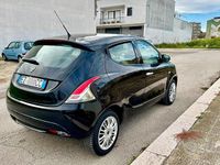 Usata Lancia Ypsilon 69 CV (50 kW) 2015 Utilitaria