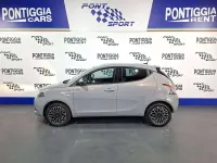 Usata Lancia Ypsilon S 69 CV (50 kW) 2024 499/c romantic gray Utilitaria