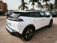 Usata Peugeot 2008 Allure 100 CV (73 kW) 2023 Bianco SUV