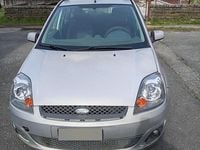 Usata Ford Fiesta 75 CV (55 kW) 2007 Grigio Utilitaria