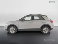 Usata VW T-Roc Life 150 CV (110 kW) 2024 Grigio SUV
