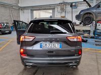 Usata Ford Kuga 152 CV (111 kW) 2023 Grigio SUV
