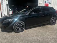 Occasion Volvo V40 120 ch (88 kW) 2016 Noir Berline