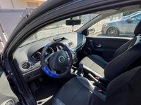 Usata Renault Clio II LE 48 CV (35 kW) 2008 Grigio Berlina