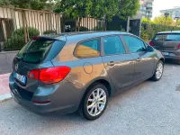 Usata Opel Astra 110 CV (80 kW) 2012 Station wagon