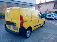 Usata Fiat Doblò Business 95 CV (69 kW) 2020 Giallo