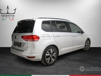 Usata VW Touran Executive 150 CV (110 kW) 2023 Argento Monovolume