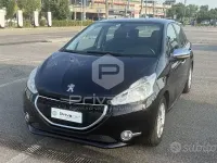 Usata Peugeot 208 Active 68 CV (50 kW) 2013 Bluazzurro Utilitaria