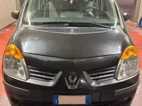 Usata Renault Modus 85 CV (62 kW) 2006 Nero Monovolume