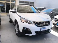 Usata Peugeot 3008 Business-Line 131 CV (96 kW) 2020 Bianco SUV