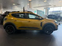 Nuova Dacia Sandero Extreme 114 CV (83 kW) 2026 Giallo ambra