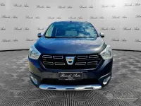 Usata Dacia Lodgy 109 CV (80 kW) 2017 Grigio Monovolume